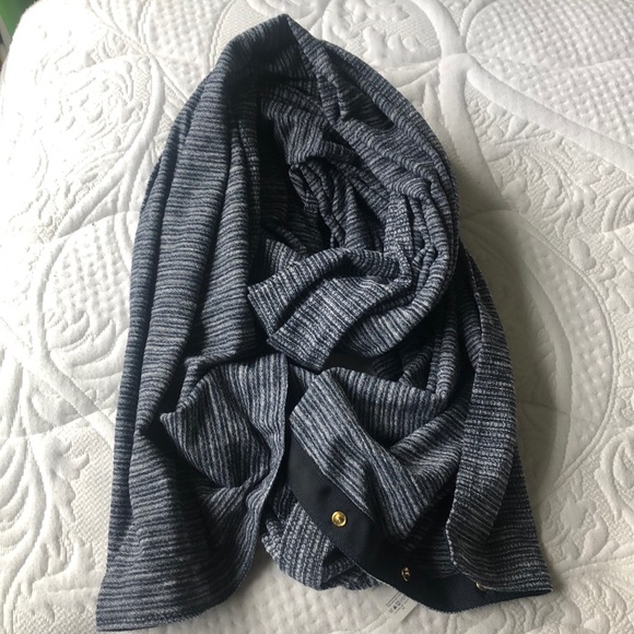 lululemon athletica Accessories - Lululemon vinyasa scarf